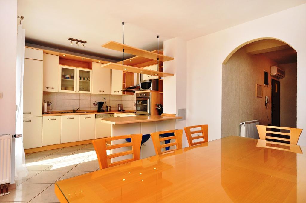 Apartment Luxury Cream Kaštela Habitación foto